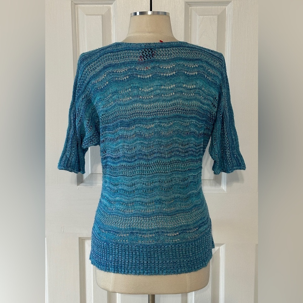 New Directions Petite Blue Crochet Knit Short Sleeve Sweater Petite Small - Picture 3 of 3